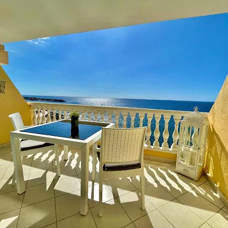 Atlantic Ocean & Beach Views - Holiday Club Apartment